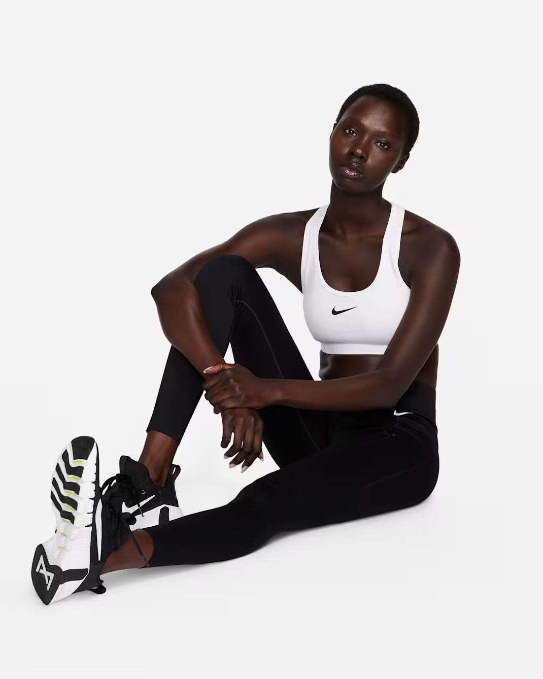 Nike Swoosh Sports Bra
